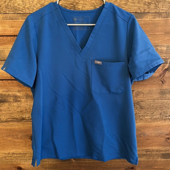 Figs Tops - Women’s FIGS Scrub Top